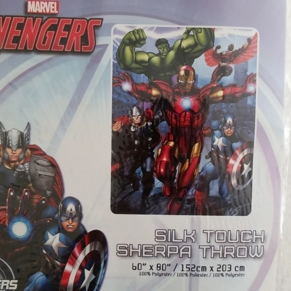 ✨NWT Marvel Avengers Silk Touch Sherpa Throw Blanket 60